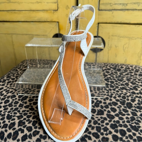 Dream Pairs White Sandals with Glittery Straps - Picture 8 of 10